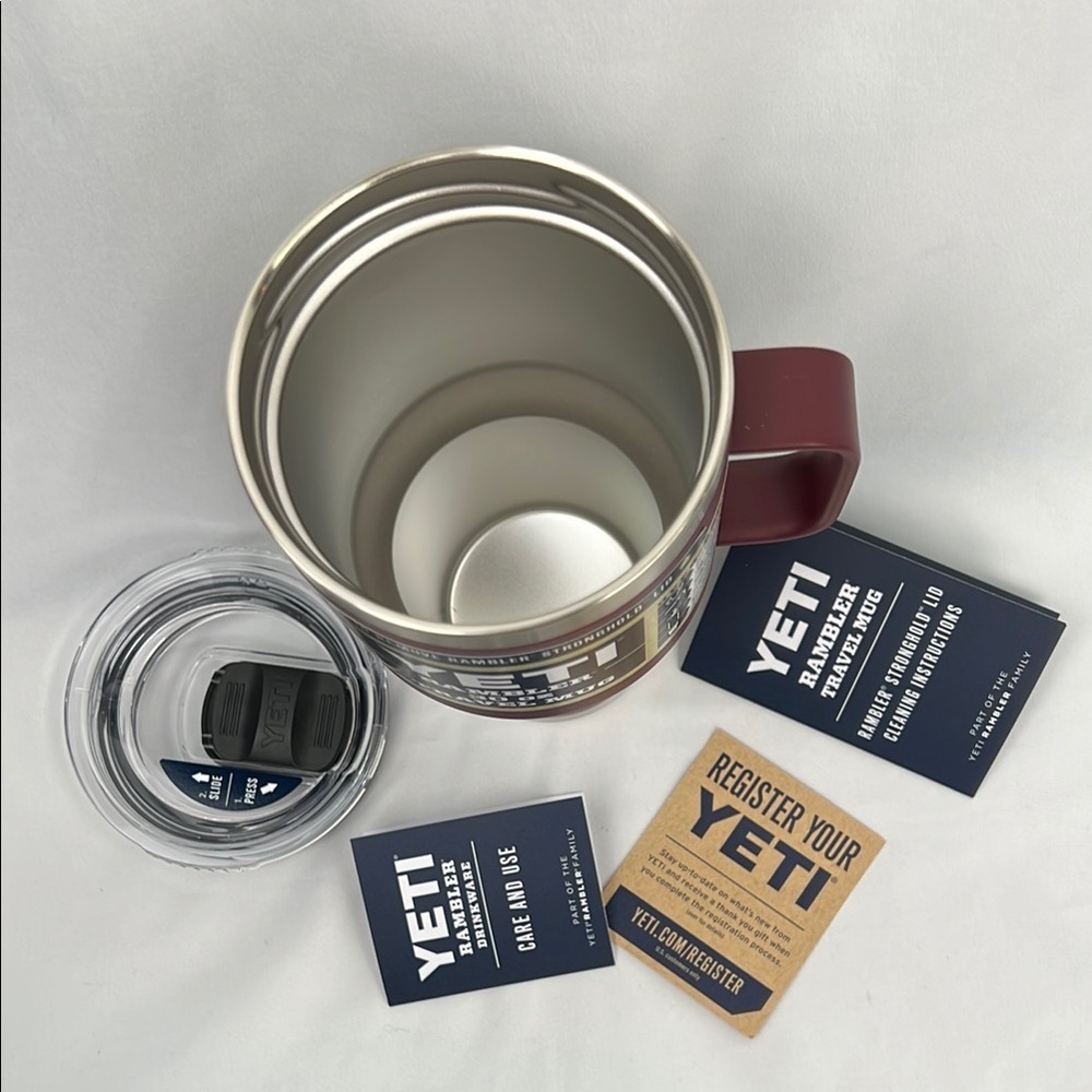YETI Rambler 30 oz Mug - Wild Vine - Burgundy - NWT - Picture 7 of 7